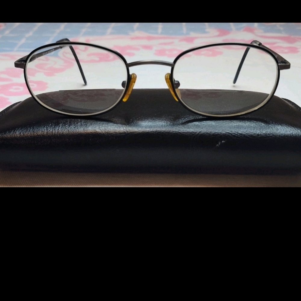 Vintagr Caravelle by Bulova Dublin Oval Titaniu Pewter Full Rim Frames
